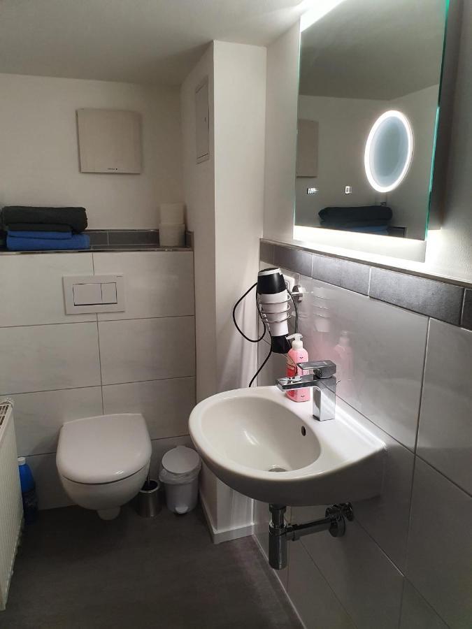 Zimmer Im Ug Direkt In Der Innenstadt, Centrum Σβερίν Εξωτερικό φωτογραφία